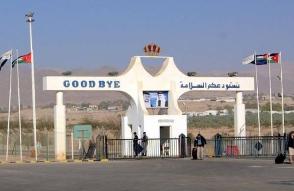 تعديل حركة السفر عبر معبر وادي الأردن