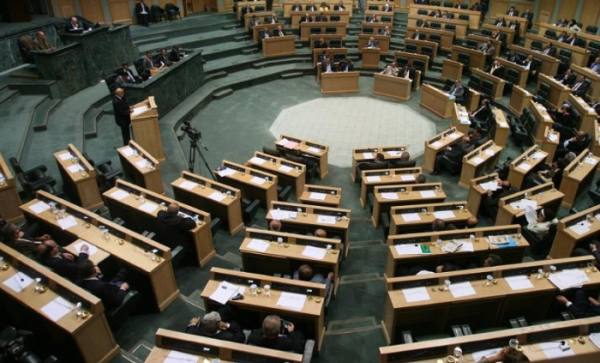 المكتب الدائميوضح بشأن حديث نائب حول سفريات النواب