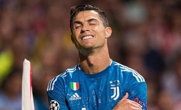 رونالدو ثاني أسوأ منفذ ركلات حرة بالدوري الإيطالي