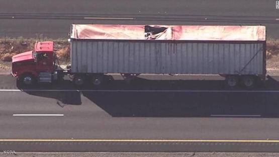 سقطت بالمظلة في المكان الخطأ .. فماتت