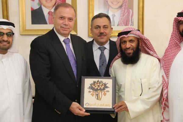 عمان العربية ووفد كويتي يبحثان التعاون الأكاديمي