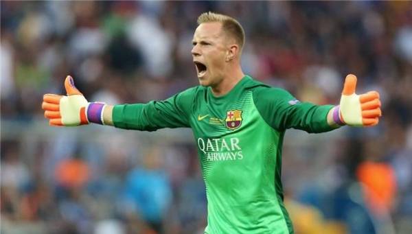 بالفيديو  حارس برشلونة يدخل التاريخ أمام خيتافي