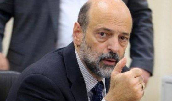 الرزاز : التعامل مع هذه المطالبات لا يتم التعامل معه بـ لي الذراع ؟!