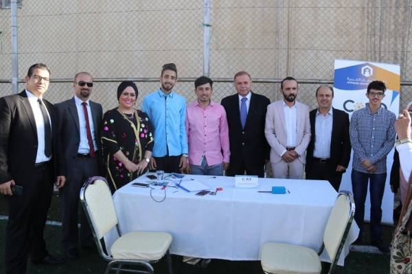 عمان العربية ونادي أبو نصير يقيمان معرضاً تعليمياً