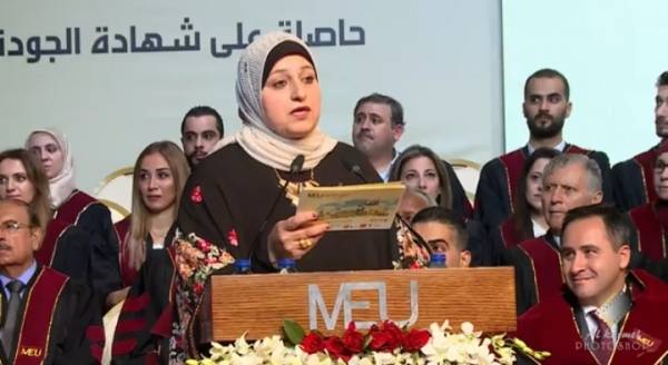 تكبُرين فنكبُر... عينٌ على حفلات تخريج جامعة الشرق الأوسط