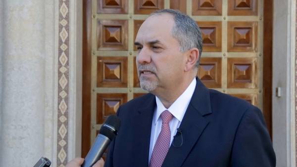 الوزير التلهوني يعلق على قرار المحكمة الادارية العليا .. ماذا قال ؟! (فيديو)