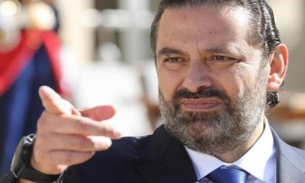 الحريري تحت وابل من الانتقادات والسخرية بسبب “ملايينه” لعارضة الأزياء الجنوب إفريقية