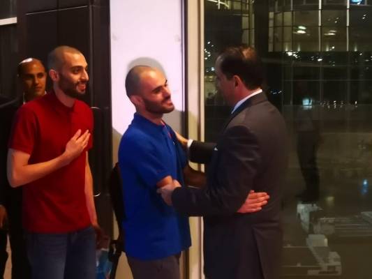 عودة الاردنيين المعتقلين في مصر الى ارض الوطن (صور)