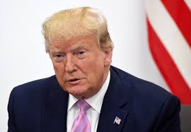 ترامب يهدد بمقاضاة كل من لفق علاقته بروسيا