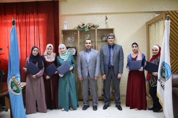 جامعة الزرقاء تقييم دورة تدريب وتأهيل مشرفي التدريب الســريري