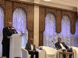 لقاء الرزاز بالقطاع الصناعي .. وعود وردية وآمال بتحسين الأوضاع في القريب العاجل