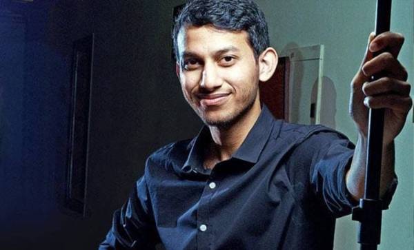 كيف تحول عامل نظافة هندي لملياردير ؟