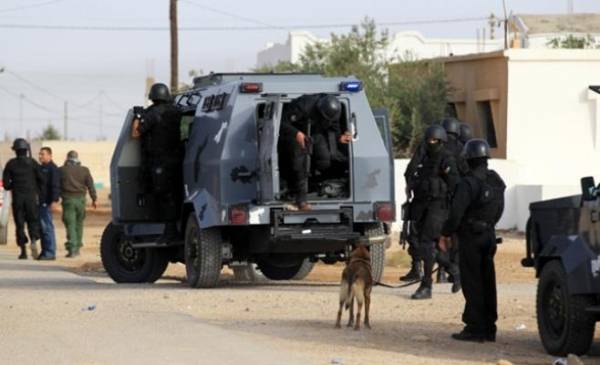 القبض على 5 مروجين في سحاب و ضبط 20 كف حشيش بحوزة آخر في البادية الشمالية