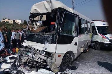 إصابة (28) شخص اثر حادث تصادم في اربد