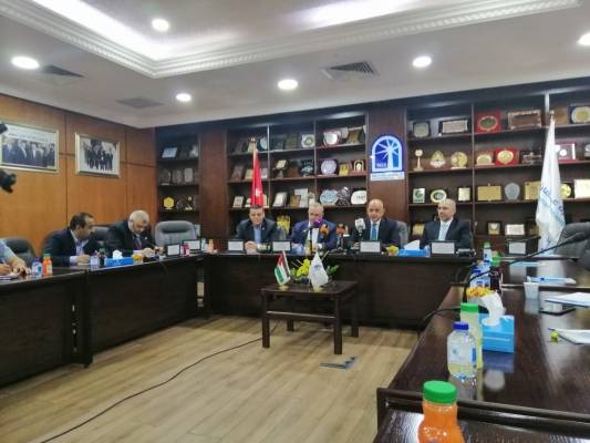 الحاج توفيق : غدا تبدأ رحلة الباص السريع