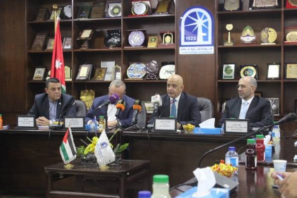 رئيس غرفة تجارة عمان يتحدث خلال مؤتمر صحفي ويؤكد بأن ملف سيول وسط البلد انتهى بالكامل