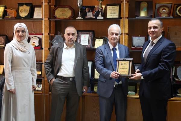 جامعة العلوم التطبيقية الخاصة تستقبل وفدا من جامعة العين الاماراتية