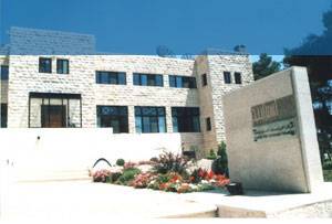 احتلت الاكثر اهمية .. الفساد والبطالة والوضع الاقتصادي !!