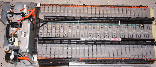 المواصفات والمقاييس: مواصفات قياسية لبطاريات الهايبرد خلال 6 أشهر