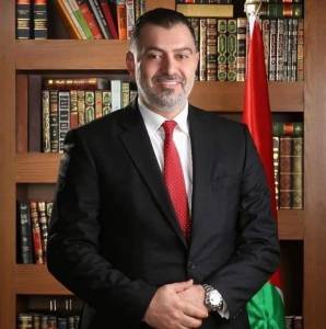 رغم ضغوطات الحاقدين.. البطاينة اهلاً لها في وزراة العمل