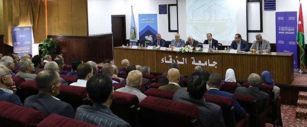 جامعة الزرقاء تحتضن طلبة من 40 جنسية عربية وصديقة