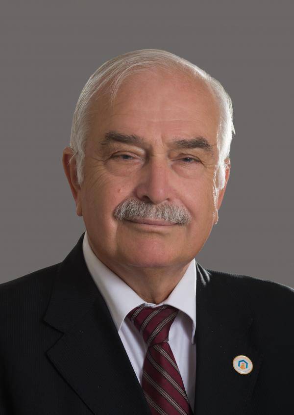 الدكتور أبو سنينة من عمان العربية عضوا في هيئة تحرير مجلة البلقاء للبحوث والدراسات