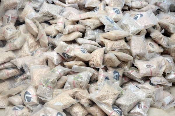 إحباط محاولة لتهريب مليون حبة مخدرة الى إحدى دول الجوار