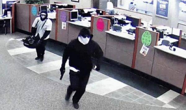 لماذا اخفى الامن العام  هوية الساطي على بنك القاهر  عمان  في المحطة ..؟