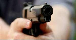 وفاة فتاة نتيجة إصابتها بعيارات نارية داخل منزلها