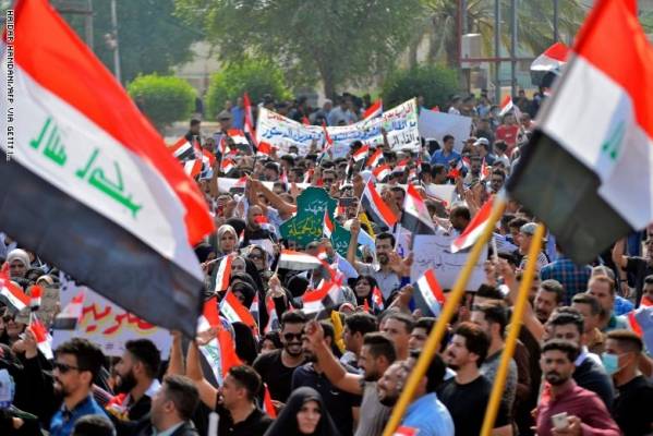 العراق.. أوامر بالقبض على مسؤولين و نواب