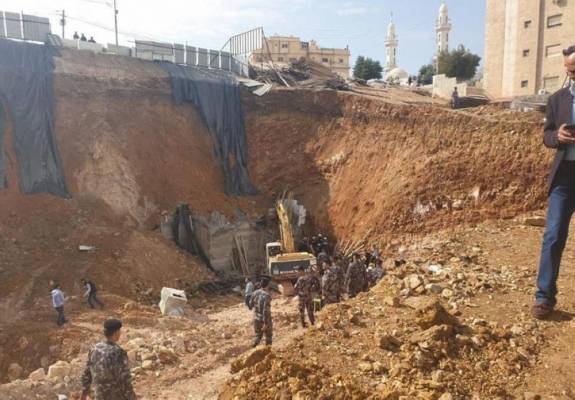 مدعي عام غرب عمان يرفض تكفيل موقوفي إنهيار الثامن للمرة الثانية