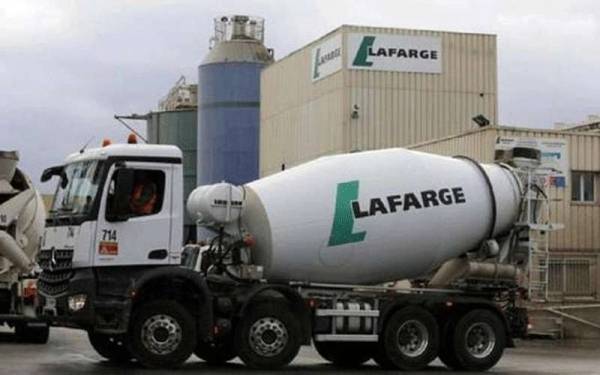 شركة لافارج الاردن في ورطة وبيان خطير صادر عن الشركة  بعد تسريح 200 عامل