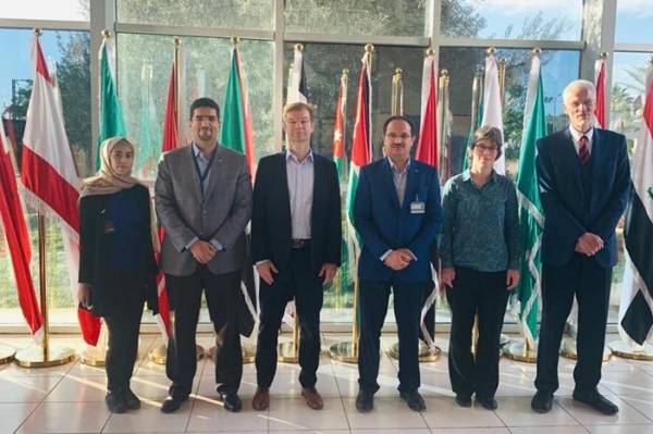 الشرق الأوسط  تبحث الأكاديمي مع هامبورغ التقنية الألمانية