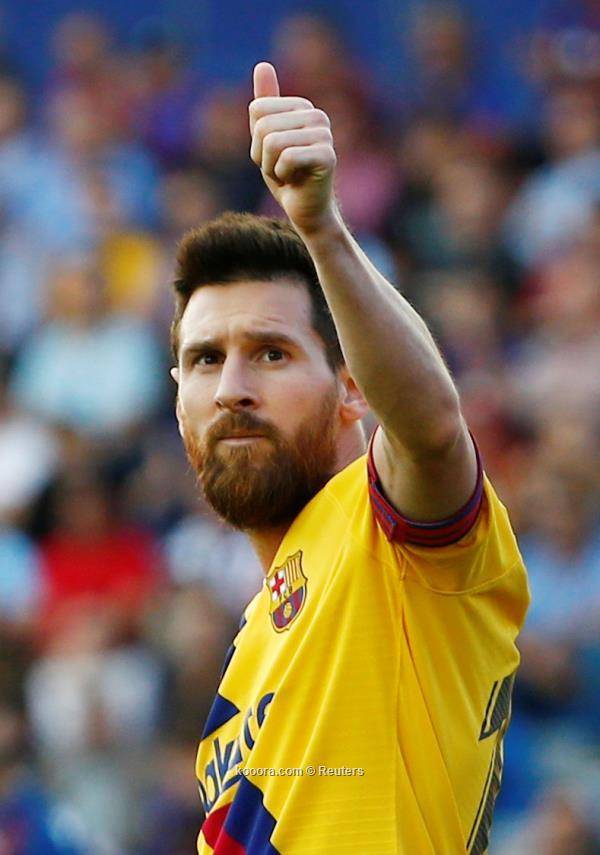 ميسي يقود التشكيلة المتوقعة لبرشلونة أمام سلافيا براج