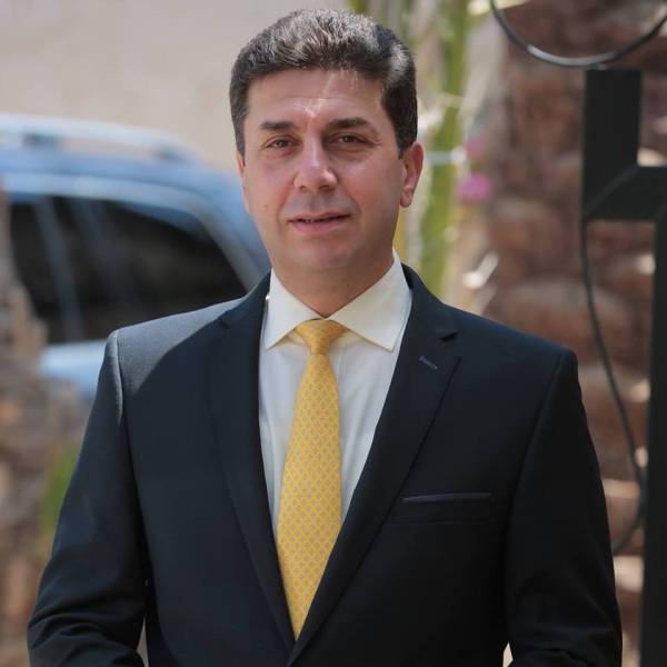 اين انجازاتك يا امجد ملسماني في جذب السياح للاردن ؟!