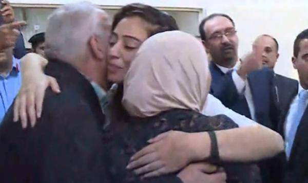 اللبدي ومرعي يصلان جسر الملك الحسين