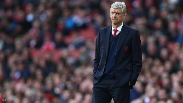 جدلية فينغر والبايرن.. من بادر إلى الاتصال بالآخر؟