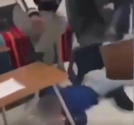 مقطع فيديو لمعلمة يتسبب بغضب ترامب .. والمدرسة تقرر فصلها