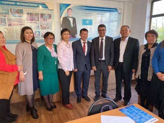 الشرق الأوسط توقع اتفاقيتي تعاون مع جامعتي Silk Way و Silk Road