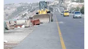 جرافات الأشغال تحطم اكشاك الستين