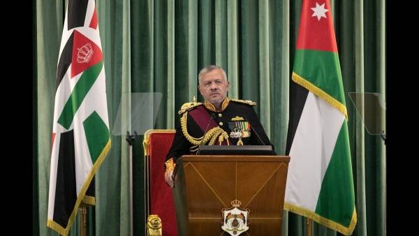 شاهد بالفيديو ..خطاب العرش السامي في افتتاح الدورة العادية الرابعة لمجلس الأمة الثامن عشر