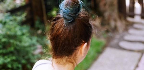 حالة غريبة .. عملية جراحية ناجحة لفتاة تأكل شعرها!