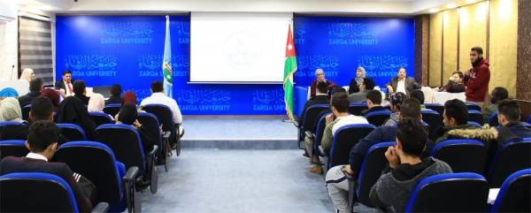 عميد كلية العلوم الطبية المساندة في جامعة الزرقاء يلتقي الطلبة المستجدين