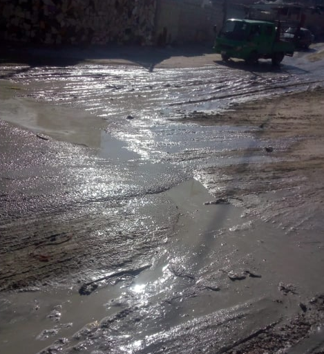 سكان منطقة حي المصانع بالزرقاء يشتكون من تردي الوضع البيئي