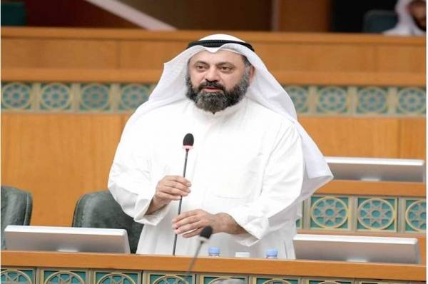 بعد تشييع والدته.. الطبطبائي يسلم نفسه للسلطات الكويتية