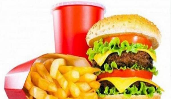 هذا ما تفعله الوجبات السريعة بأعيننا ..
