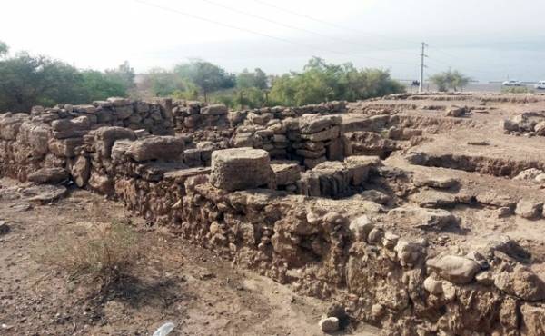 ميناء البحر الميت.. الأقدم في التاريخ يعاني ضعف الاهتمام والترويج