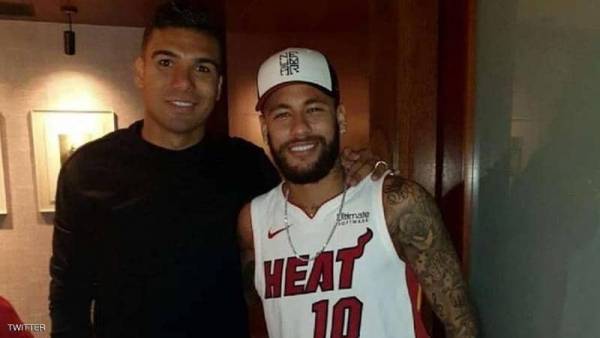 عشاء نيمار وكاسيميرو يثير الشبهات