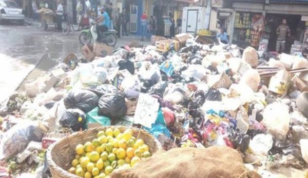 مدينة اللاذقية تخنقها القمامة..ومديرية النظافة تقول..