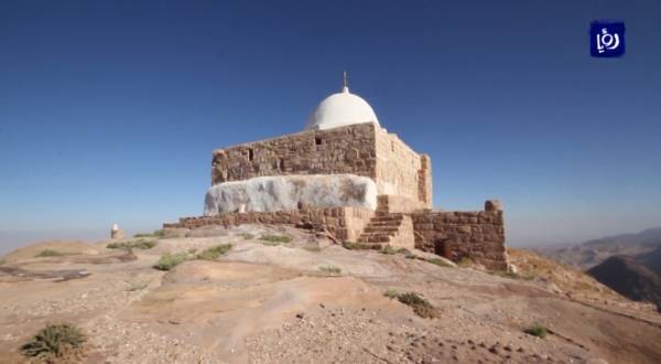 مصدر حكومي: مقام النبي هارون أعيد افتتاحه في تموز